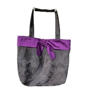 Batooli  large Tote in embroidered linen and silk trim